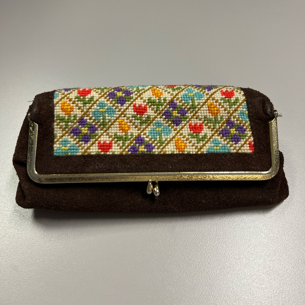 Vintage Suede Floral Tapestry Kisslock Wallet